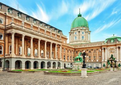 Budapest History Museum / Castle Museum