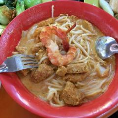 Maxwell Food Centre User Photo
