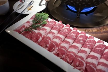 鼎王麻辣鍋(高雄七賢店)