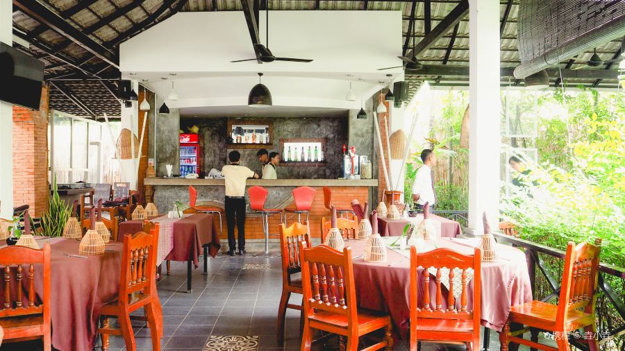 Slek Morn Restaurant