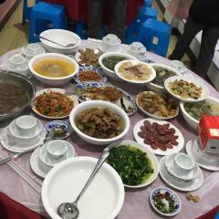 四洞沟农家客栈餐厅(四洞沟店) User Photo
