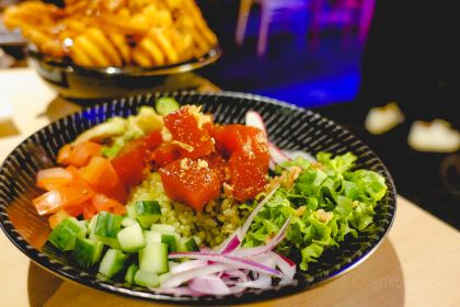 One Tea Lounge & Grill