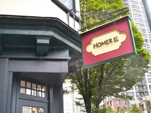 Homer St. Cafe and Bar