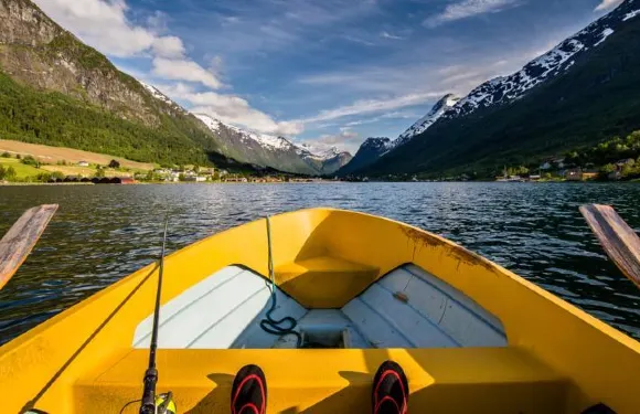 納瑟特峽灣營地假日公園