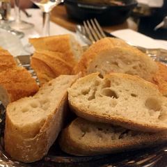 Au Pied de Cochon User Photo
