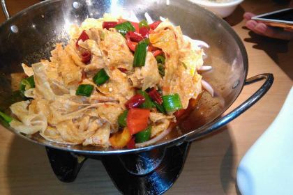 Dongbudongkuaishishang Restaurant (jinshan)