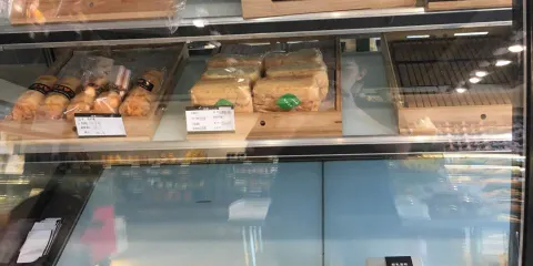 行忠蛋糕王(鐵北店)