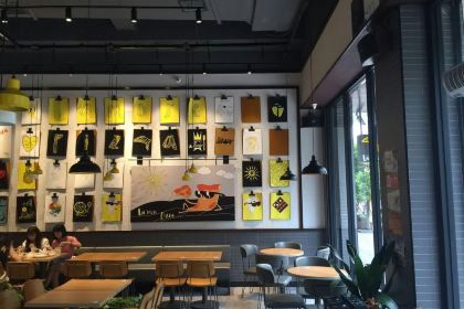 爱乐多披萨(国庆路店)