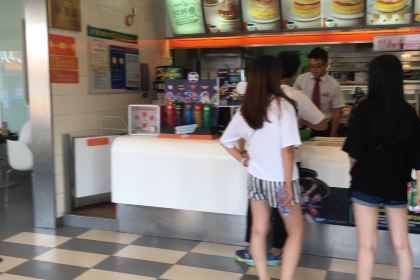 德克士(漯河源汇店)