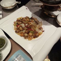 蒙古人烤羊大师(工农大路店) User Photo