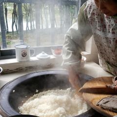 龙湖东院农庄(乡间小路店) User Photo