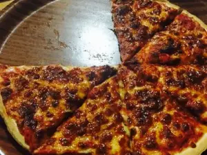 Inlet pizza house