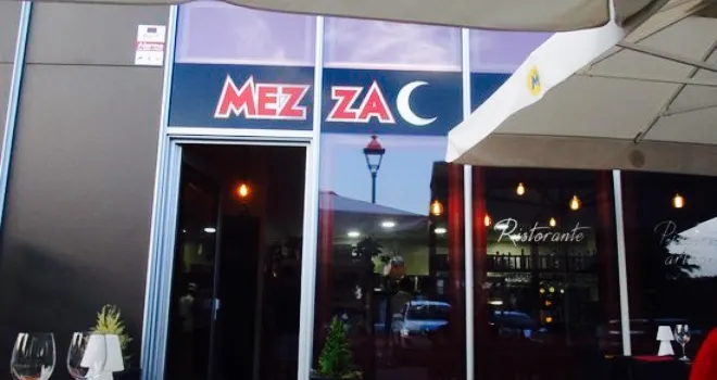 Mezza Pizza