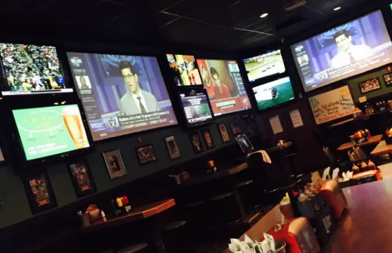 Halftime Sports Bar