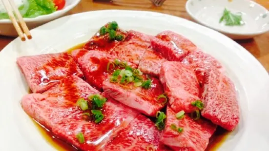 Yakiniku (Grilled meat) Sanko