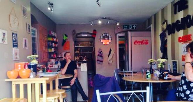 The doghouse cafe