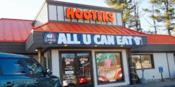 Hooters