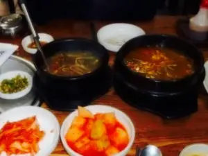 Huiyeongcheong Lamb Pyeong Hangover Cure Soup