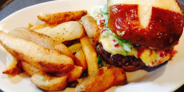 Village Deli Sub & Pub