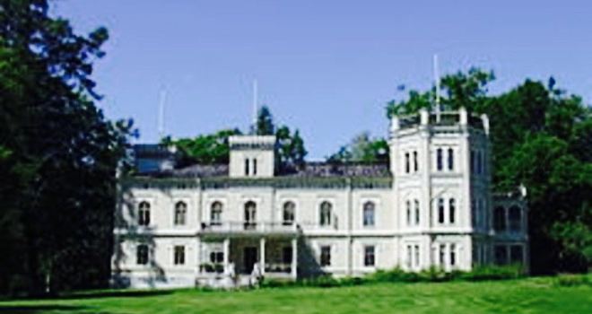 Karhulan Hovi