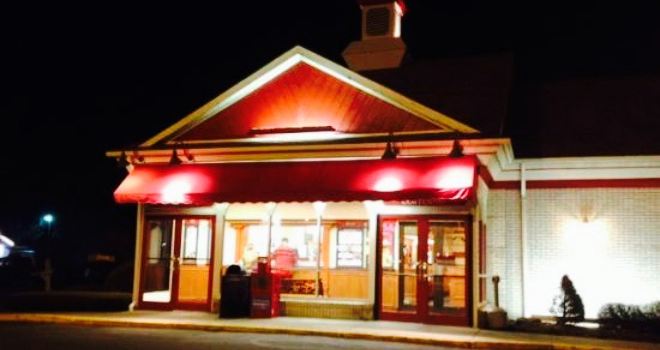 Friendly's Ice Cream Shop