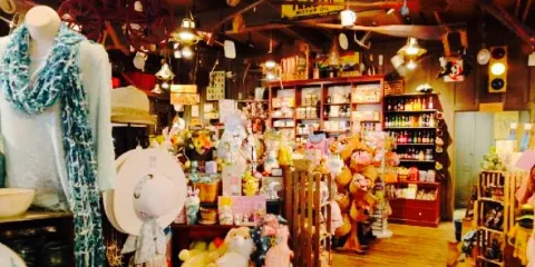 Cracker Barrel