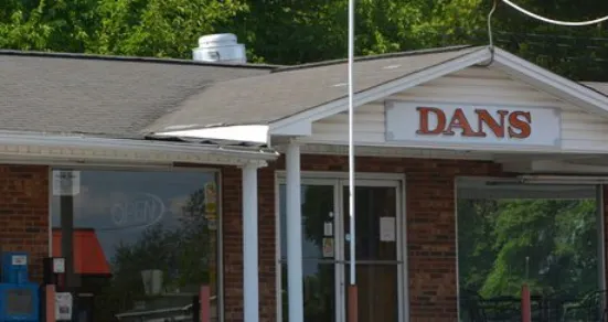 Dan's Restaurant