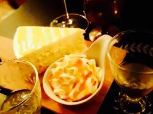 Sweet Red Coffee & Wine Bistro