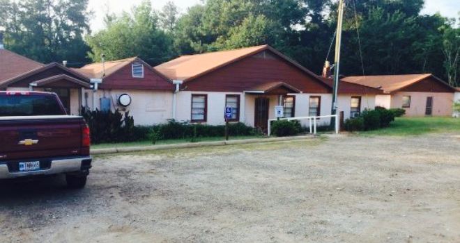 Lewis Lake Restaurant