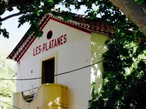 Les Platanes