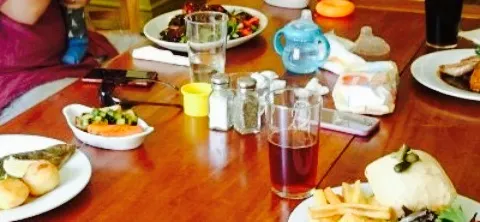 The Cleave Public House