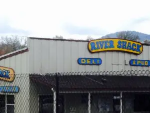 River Shack Deli & Pub