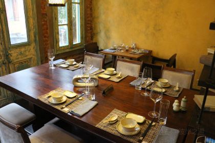 HOME Vietnamese Restaurant