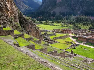 Plaza Ollantaytambo