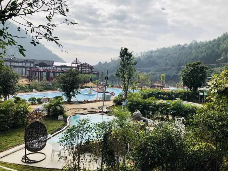 Shiwanda Mountain Hot Spring