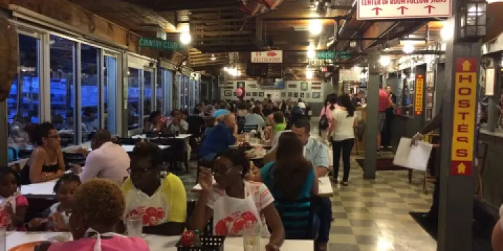 Rustic Inn Crabhouse