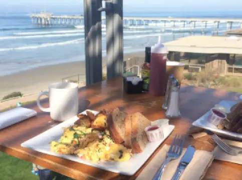 Caroline's Seaside Cafe by Giuseppe