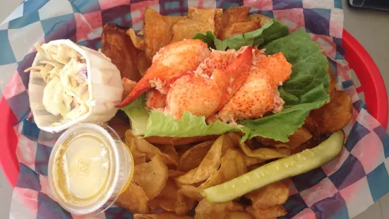 Blount Clam Shack on the Waterfront