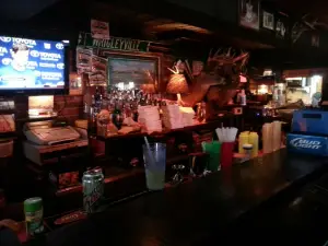J R's Sportsman's Bar & Grill
