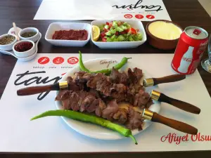 Meshur Cag Kebabci Erdal Usta