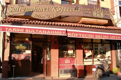 Tarihi Sultanahmet Koftecisi Selim Usta