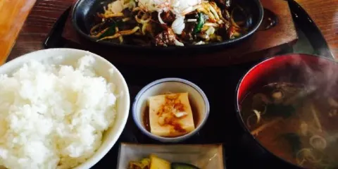 Mochibuta Ryori Akasaka