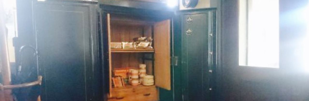 Cafe & Rest-Bar Old-E#