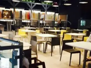 Lituanica Beckton Restaurant