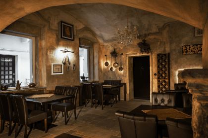 RED PEPPER Hungarian restaurant