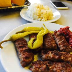 Tarihi Sultanahmet Koftecisi Selim Usta User Photo