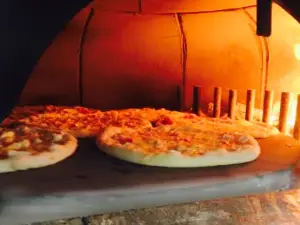 Pili Pili Pizza