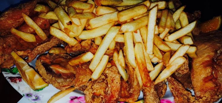 Pollos Ely