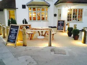Fir Tree Inn