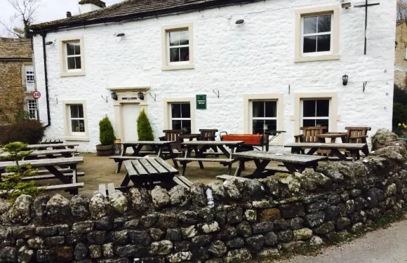 Fox & Hounds Inn